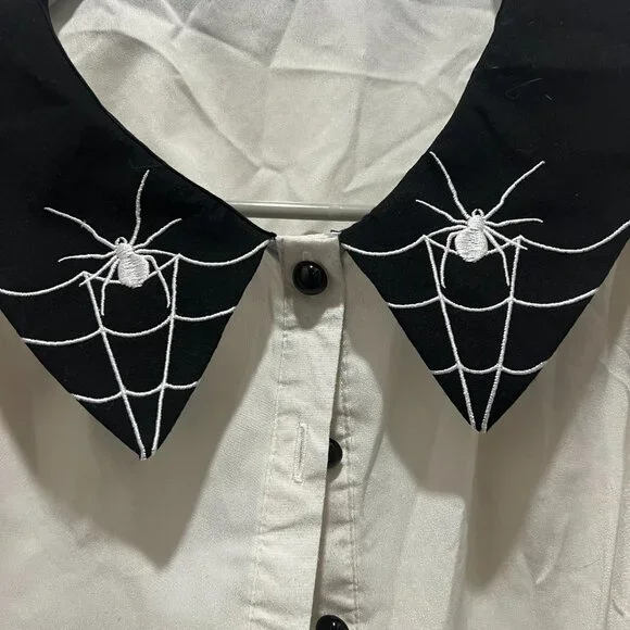 Hell Bunny Button-Up Blouse Size L in White with Spiders on Black Collar - Picture 1 of 5